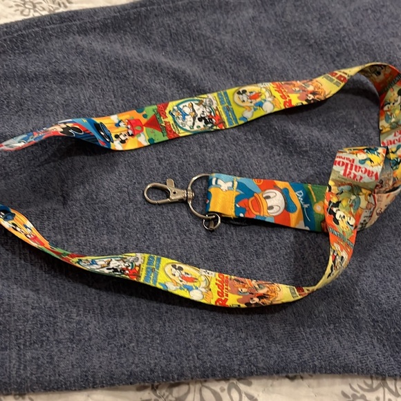 Disney Neck lanyard - Picture 4 of 4